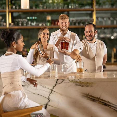 Ette Luxury Hotel & Spa Four Corners Dış mekan fotoğraf The bar at the hotel