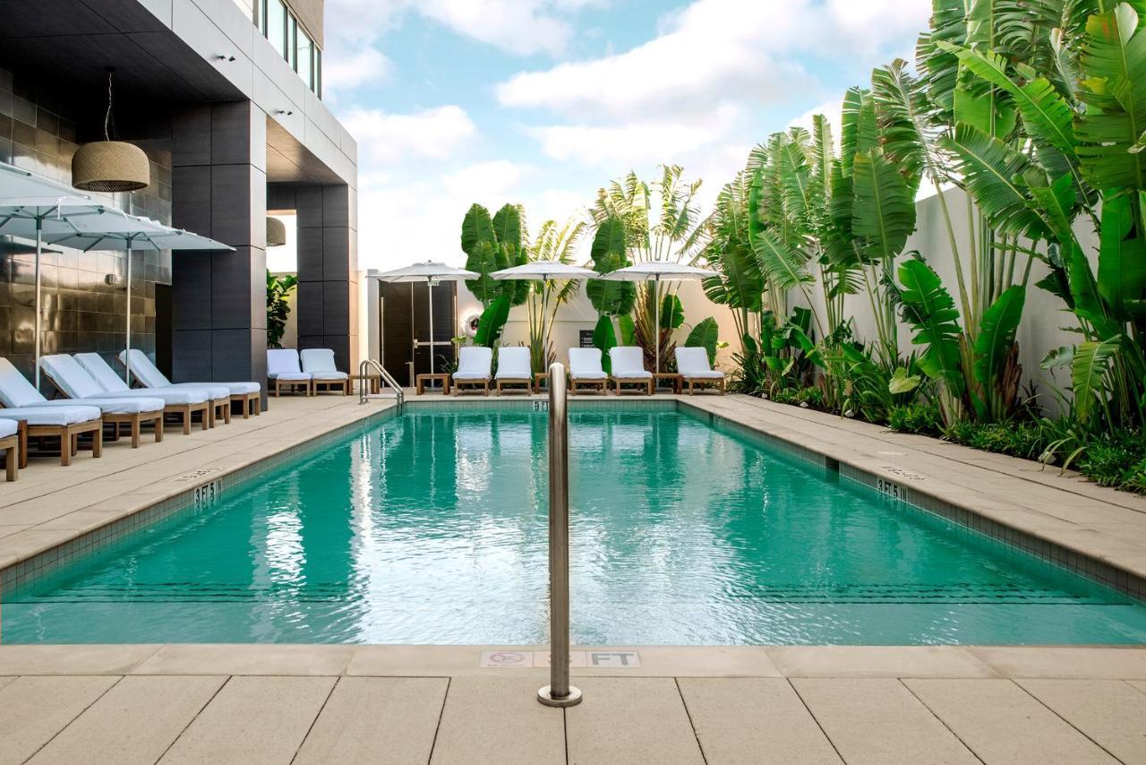 Ette Luxury Hotel & Spa Four Corners Dış mekan fotoğraf The pool at the hotel