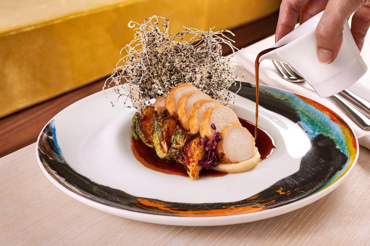 Ette Luxury Hotel & Spa Four Corners Dış mekan fotoğraf A plate of abalone