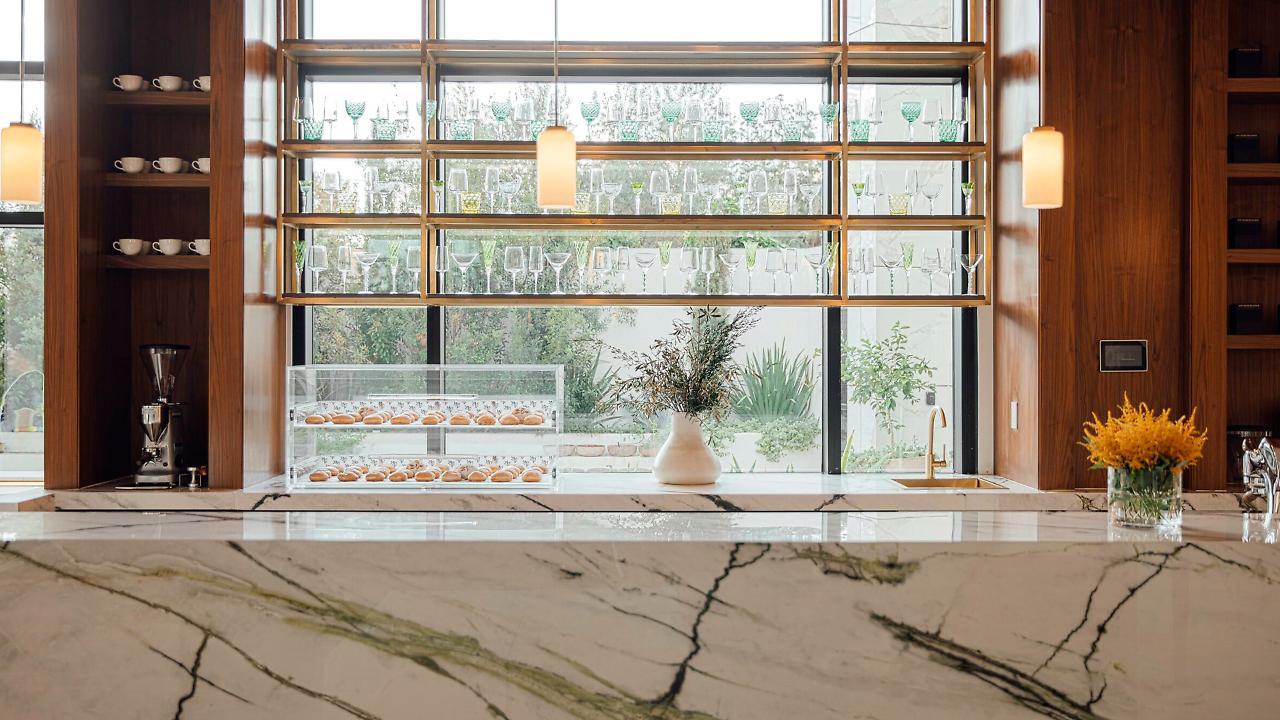 Ette Luxury Hotel & Spa Four Corners Dış mekan fotoğraf Countertops made of Calacatta Gold